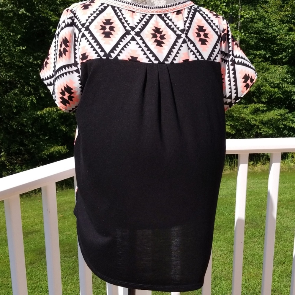 Aztec top - Picture 4 of 7